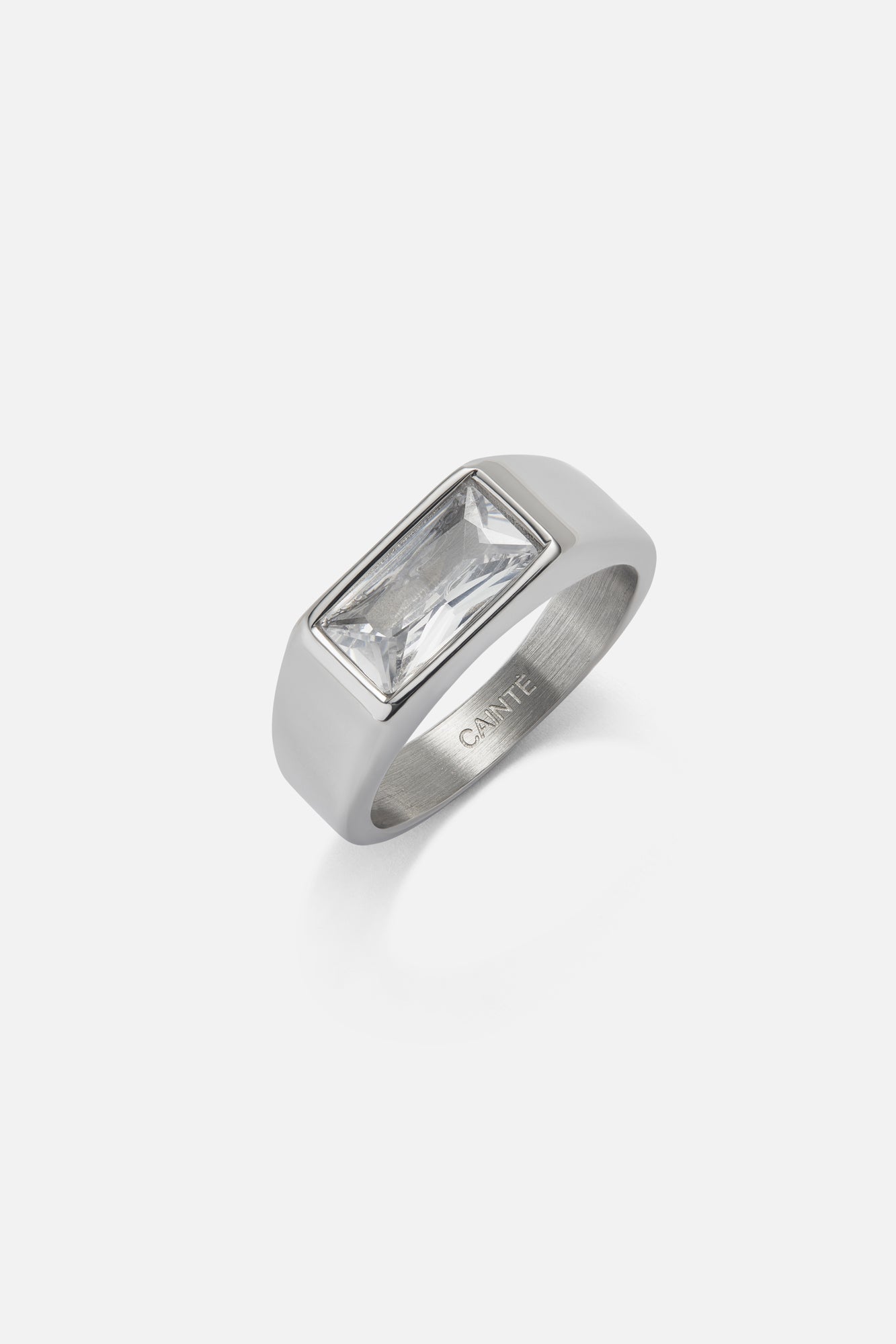 LUCKY RING