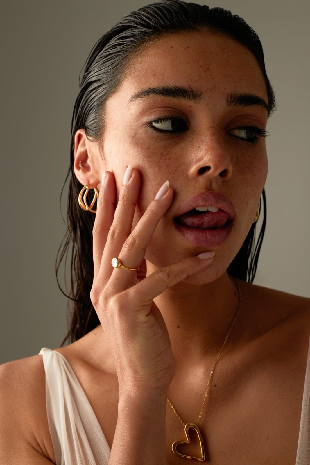 ZAHARA RING